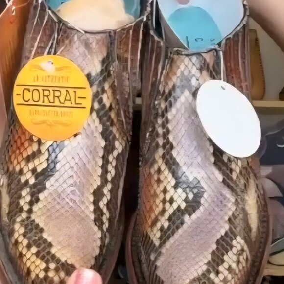 Corral Shoes - New with box corral booties boots